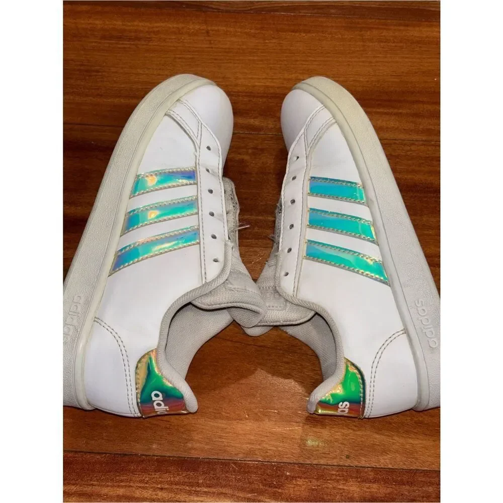 Adidas Kids White Sneakers with Iridescent Stripes size 2